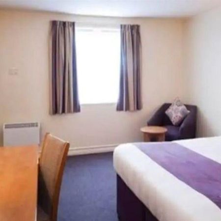 Premier Inn Burnley Extérieur photo