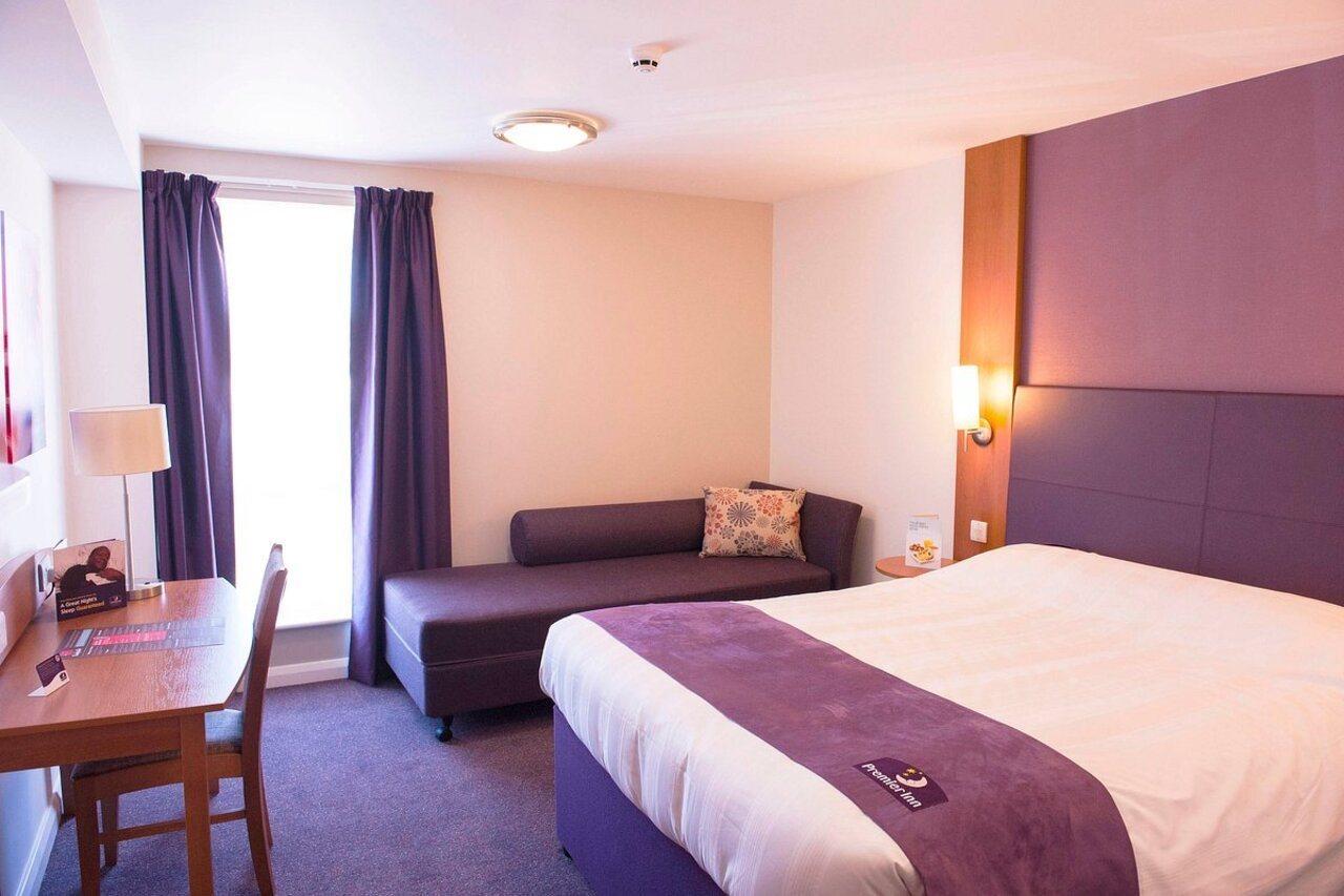 Premier Inn Burnley Extérieur photo