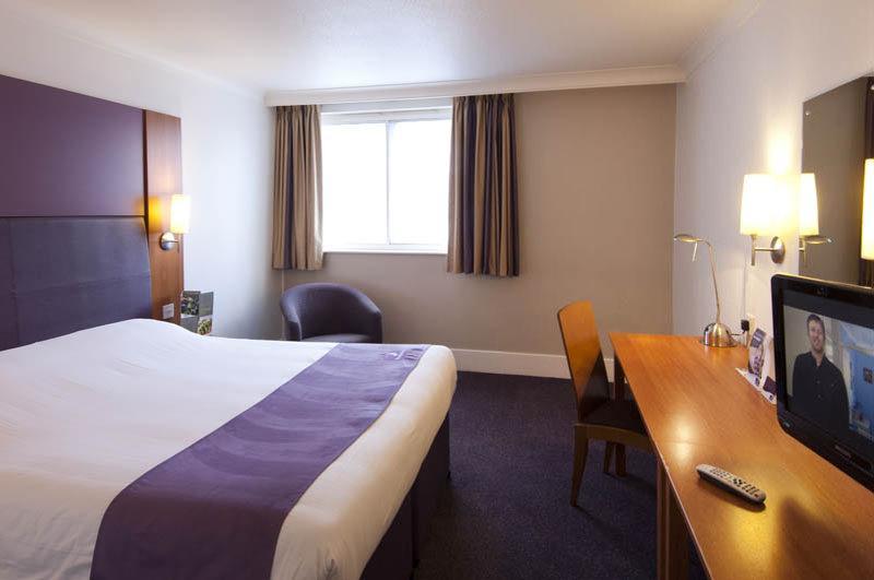 Premier Inn Burnley Extérieur photo